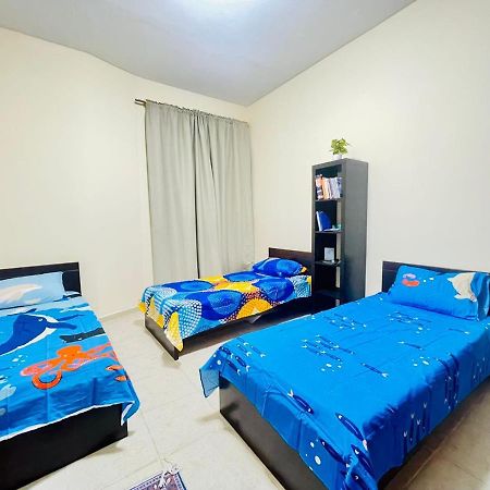 Dubai Hostel Екстер'єр фото