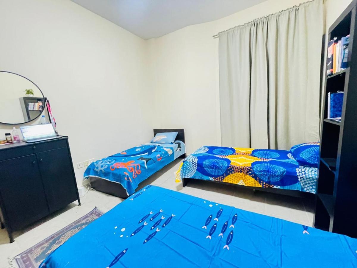 Dubai Hostel Екстер'єр фото