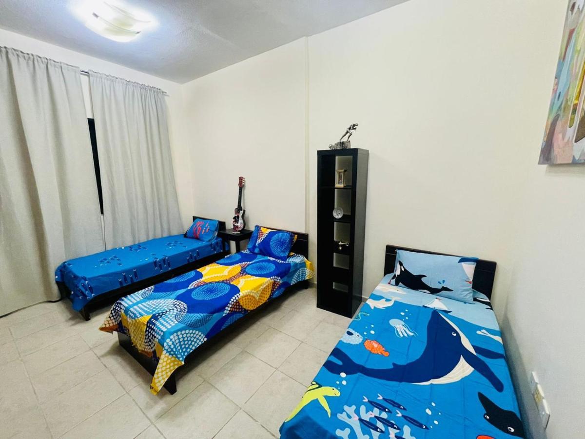 Dubai Hostel Екстер'єр фото